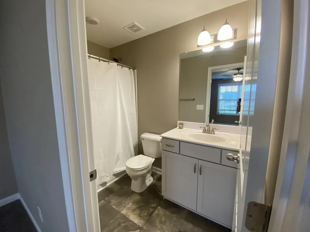 135 Country Lane Clarksville TN 37043