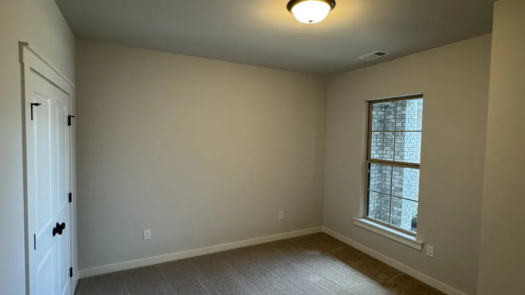 532 W Foxrun Springfield TN 37172