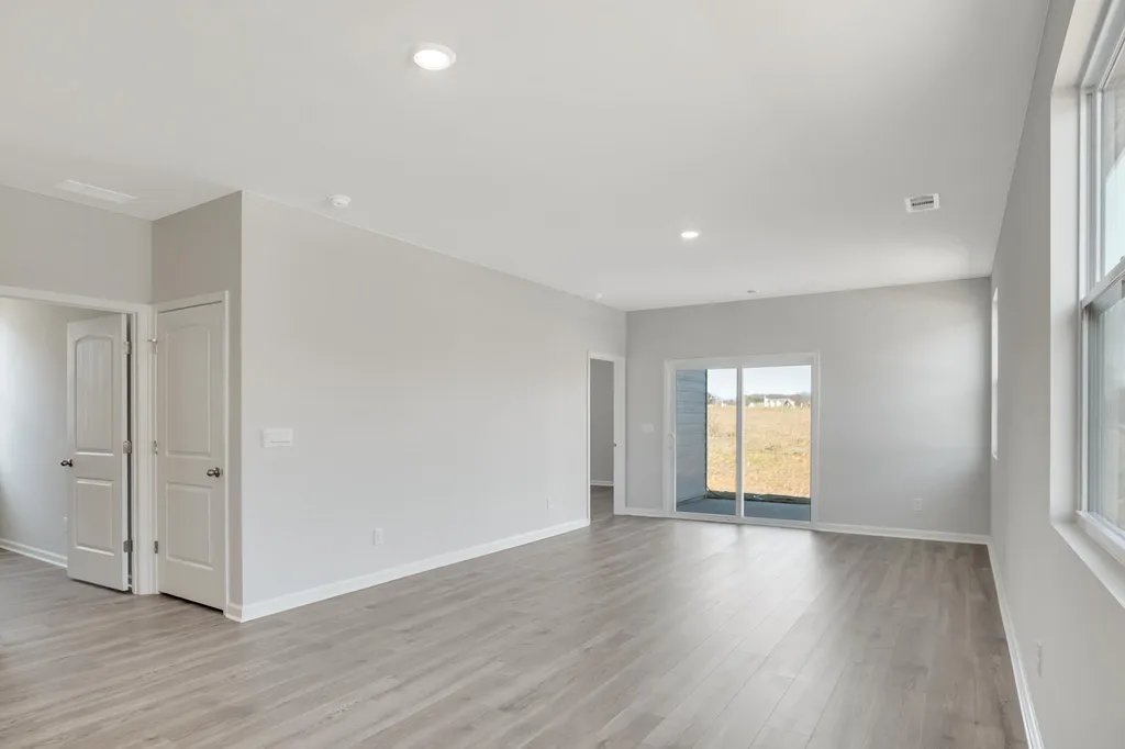 6676 Japonica Lane White House TN 37188