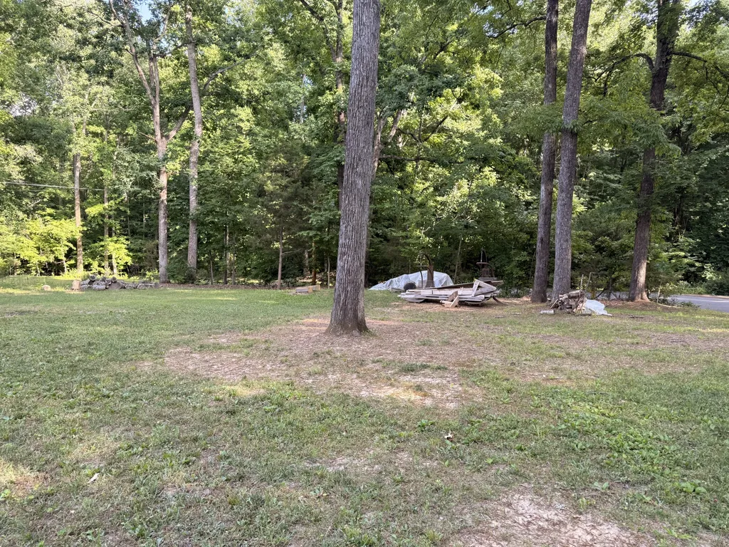 1021 Woodmont Drive Dickson TN 37055