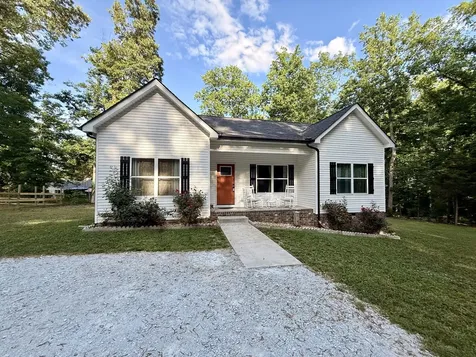 1021 Woodmont Drive Dickson TN 37055