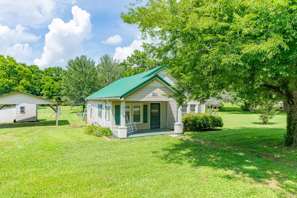 330 Holly Grove Road Lewisburg TN 37091