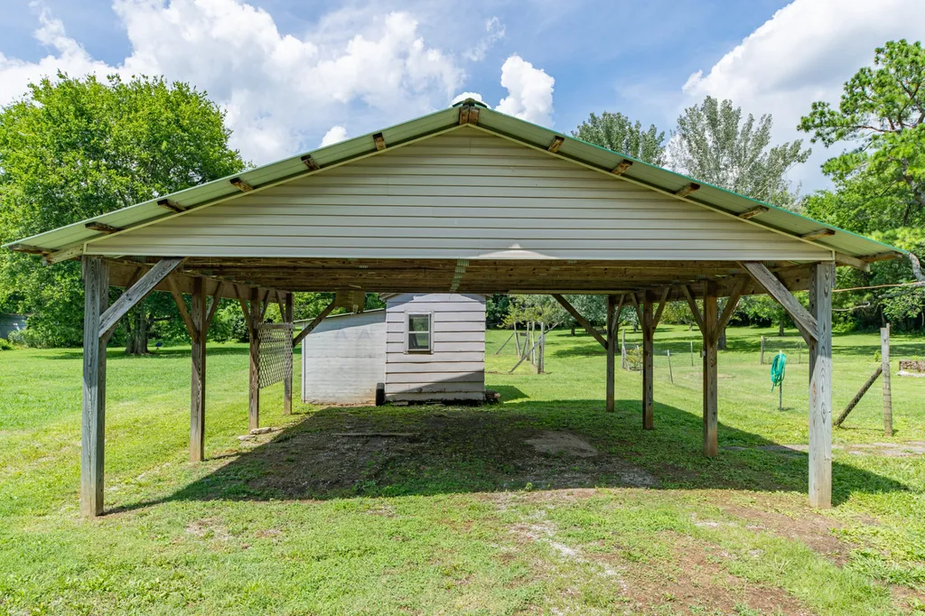 330 Holly Grove Road Lewisburg TN 37091