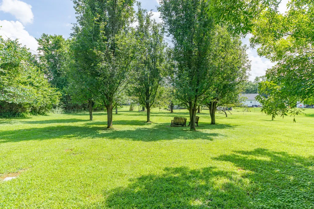 330 Holly Grove Road Lewisburg TN 37091