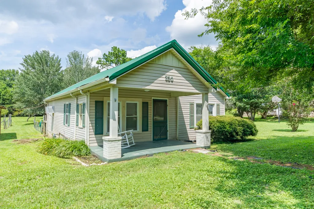 330 Holly Grove Road Lewisburg TN 37091