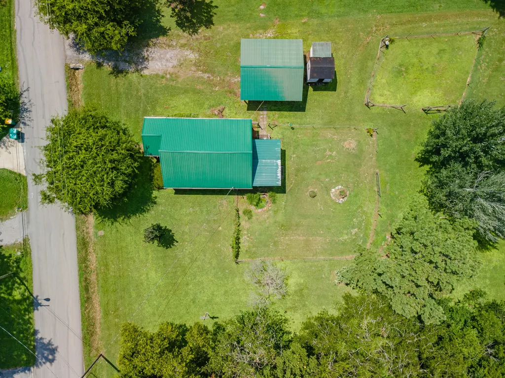 330 Holly Grove Road Lewisburg TN 37091