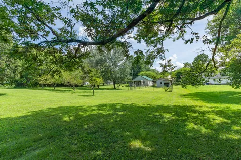 330 Holly Grove Road Lewisburg TN 37091
