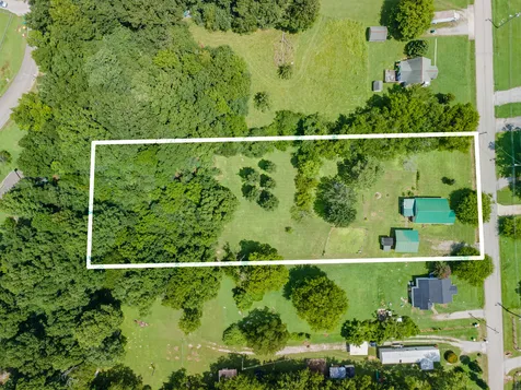 330 Holly Grove Road Lewisburg TN 37091