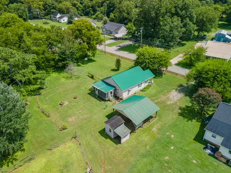330 Holly Grove Road Lewisburg TN 37091