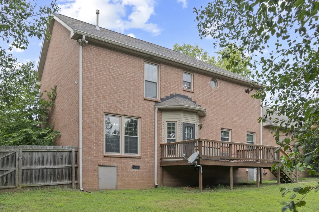 2100 Woodwind Point Mount Juliet TN 37122