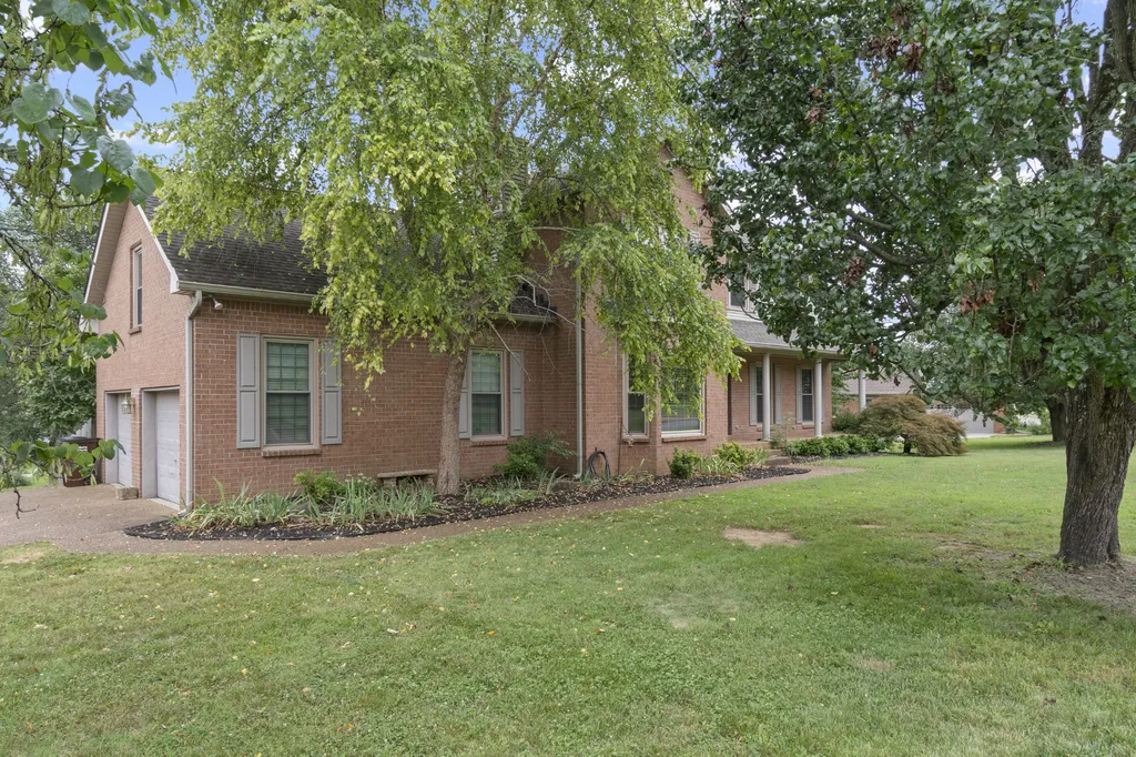 2100 Woodwind Point Mount Juliet TN 37122
