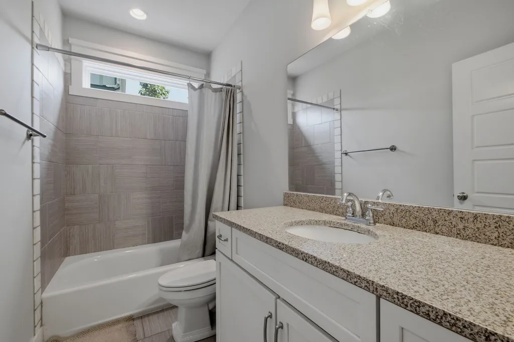 1428 15th Ave, S Nashville TN 37212