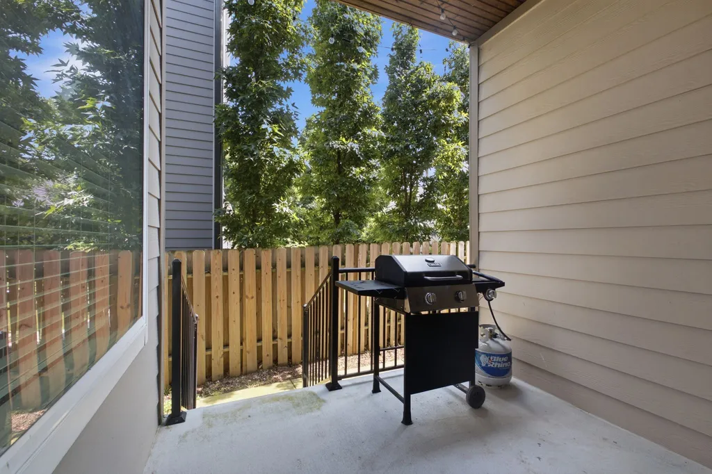 1428 15th Ave, S Nashville TN 37212