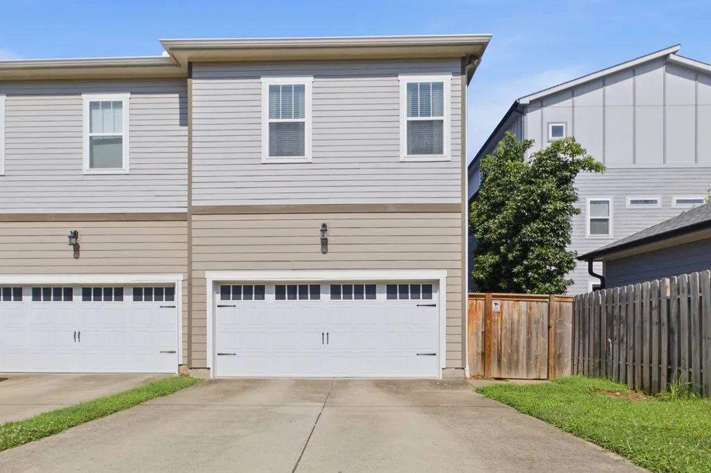 1428 15th Ave, S Nashville TN 37212