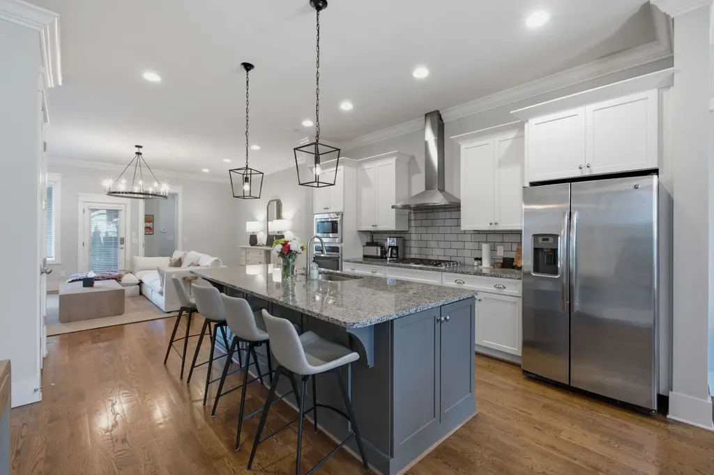 1428 15th Ave, S Nashville TN 37212