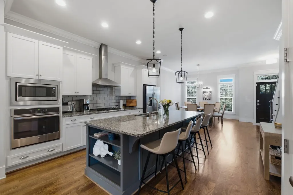 1428 15th Ave, S Nashville TN 37212