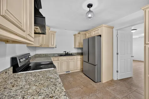 307 Austin Drive Franklin KY 42134