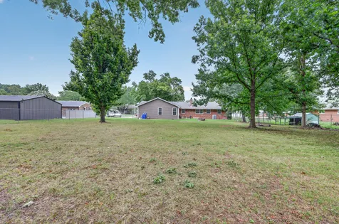 307 Austin Drive Franklin KY 42134