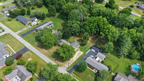 307 Austin Drive Franklin KY 42134