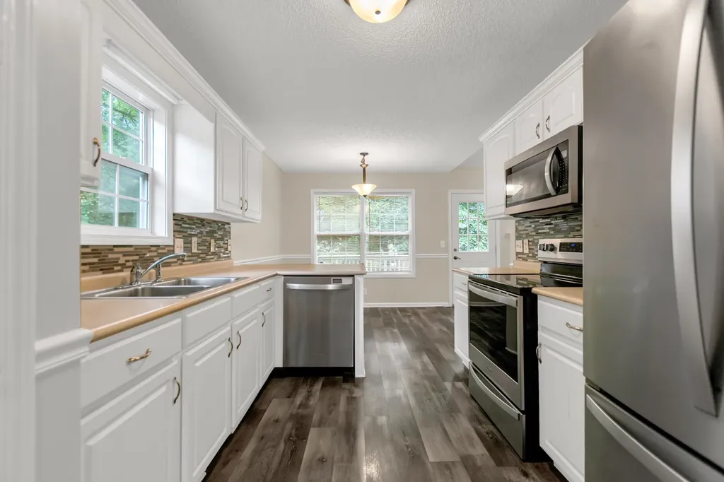 1848 Kaitlyn Virginia Court Clarksville TN 37042