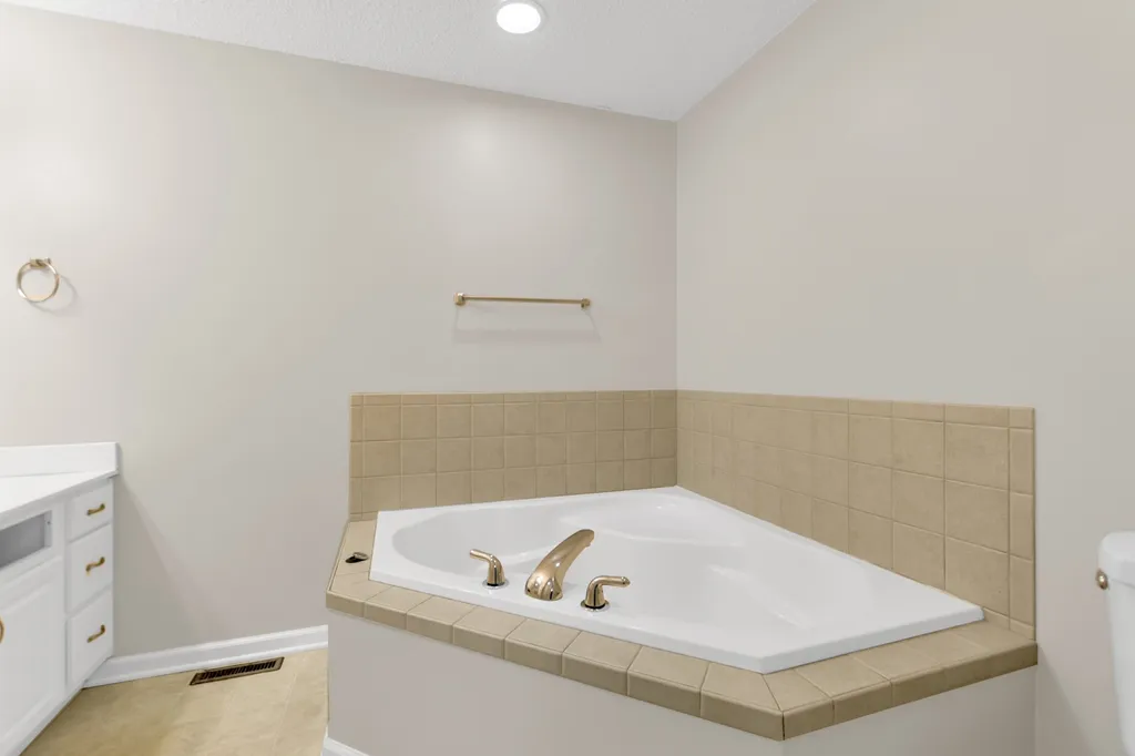 1848 Kaitlyn Virginia Court Clarksville TN 37042