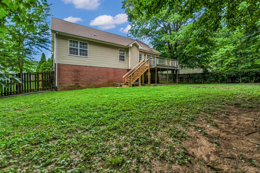1848 Kaitlyn Virginia Court Clarksville TN 37042