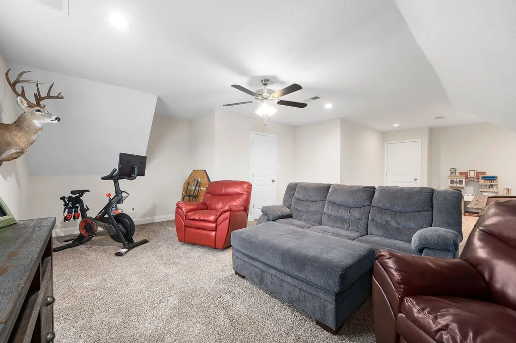 1725 Rains Road Clarksville TN 37042