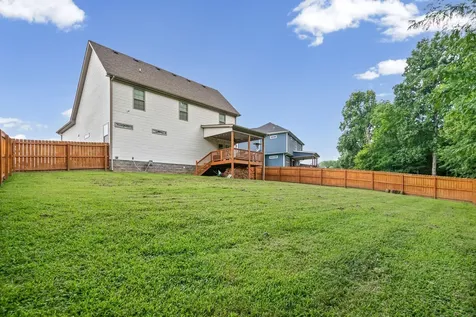 1725 Rains Road Clarksville TN 37042