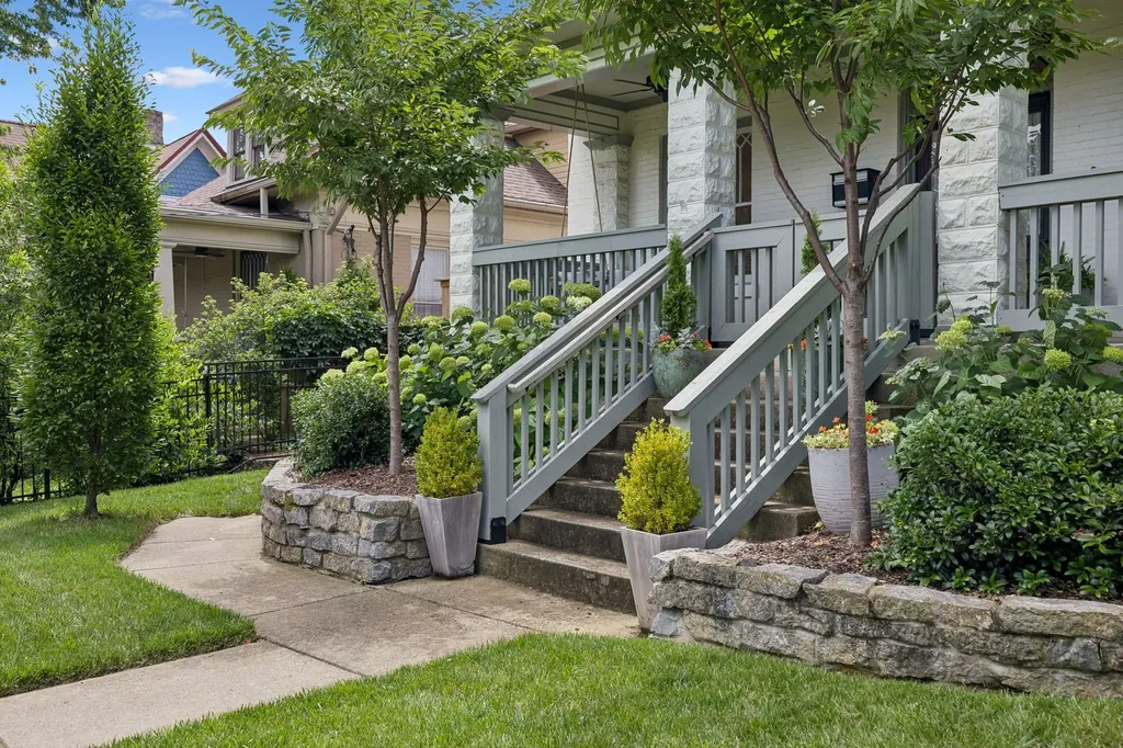 929 Acklen Avenue Nashville TN 37203