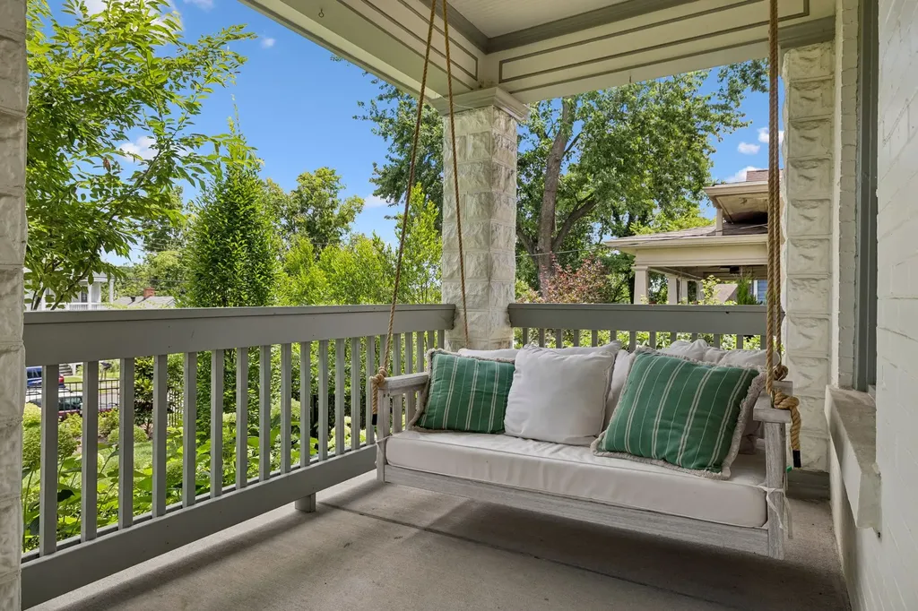929 Acklen Avenue Nashville TN 37203