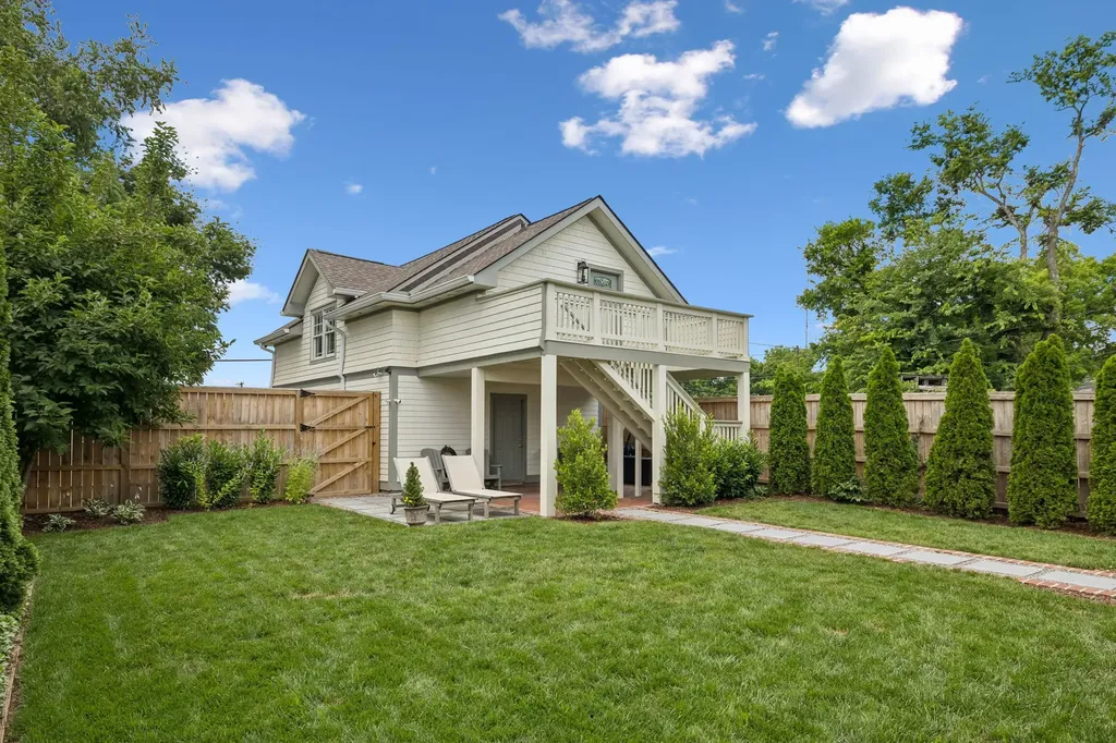 929 Acklen Avenue Nashville TN 37203