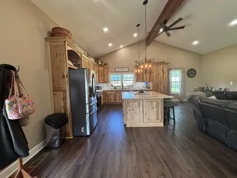 147 Black Ridge Road Lynnville TN 38472