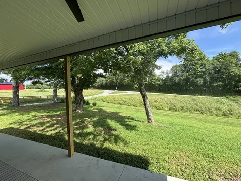 147 Black Ridge Road Lynnville TN 38472