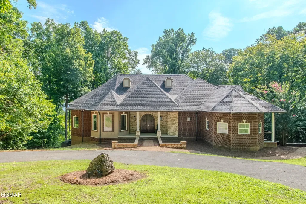 431 Thomas Loop Road Sevierville TN 37876