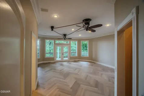 431 Thomas Loop Road Sevierville TN 37876