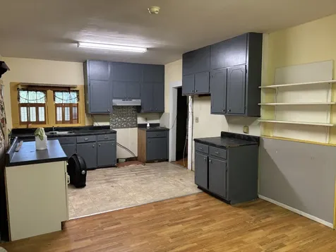 463 E Illinois Avenue Whitwell TN 37397