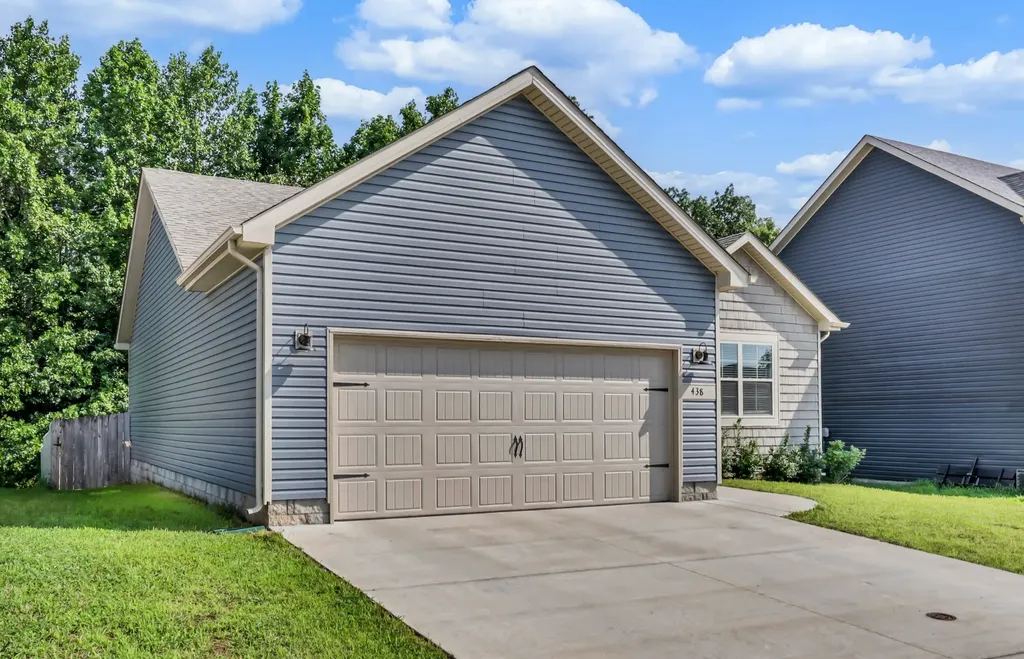 438 Mattingly Drive Clarksville TN 37042