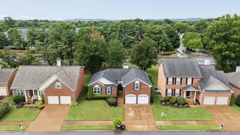 176 Crestfield Place Franklin TN 37069