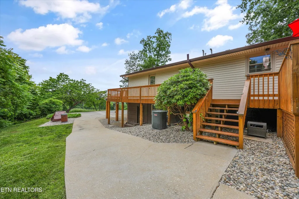 172 Fox Hunter Road Maynardville TN 37807