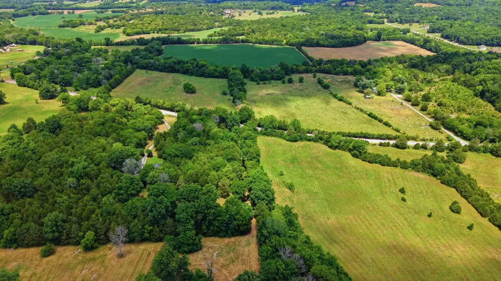 8001 Cainsville Road Lebanon TN 37090