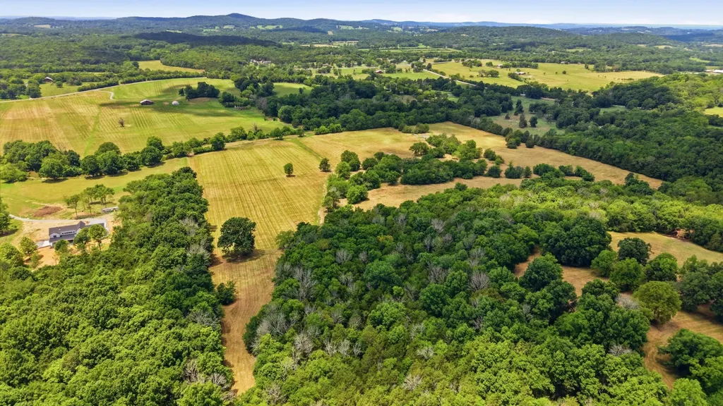 8001 Cainsville Road Lebanon TN 37090