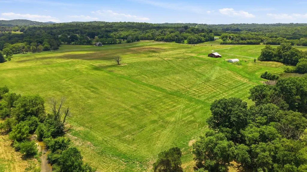 8001 Cainsville Road Lebanon TN 37090
