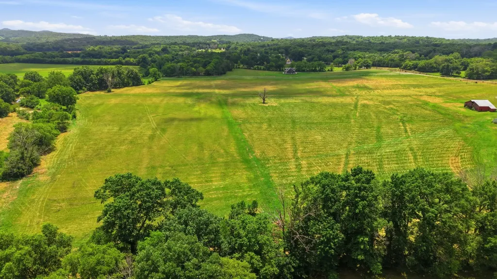 8001 Cainsville Road Lebanon TN 37090