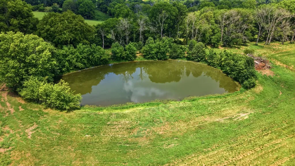 8001 Cainsville Road Lebanon TN 37090