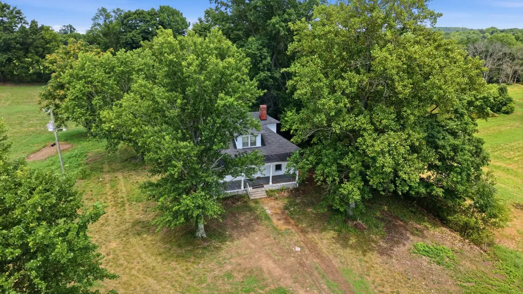 8001 Cainsville Road Lebanon TN 37090