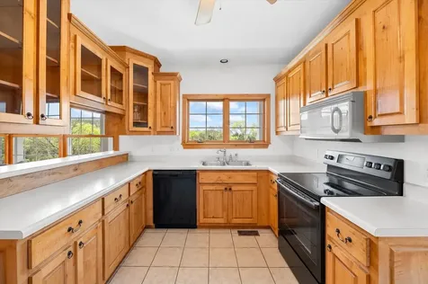 216 Old Wolf Hill Road Bethpage TN 37022
