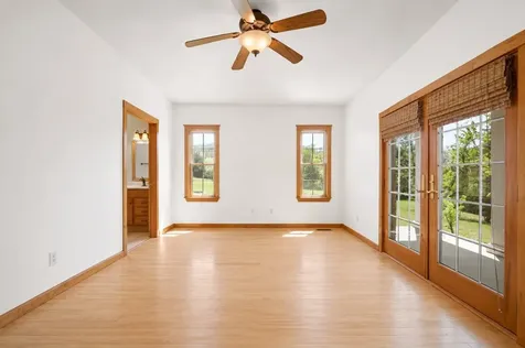 216 Old Wolf Hill Road Bethpage TN 37022