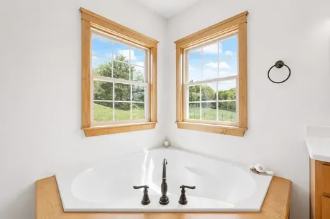 216 Old Wolf Hill Road Bethpage TN 37022