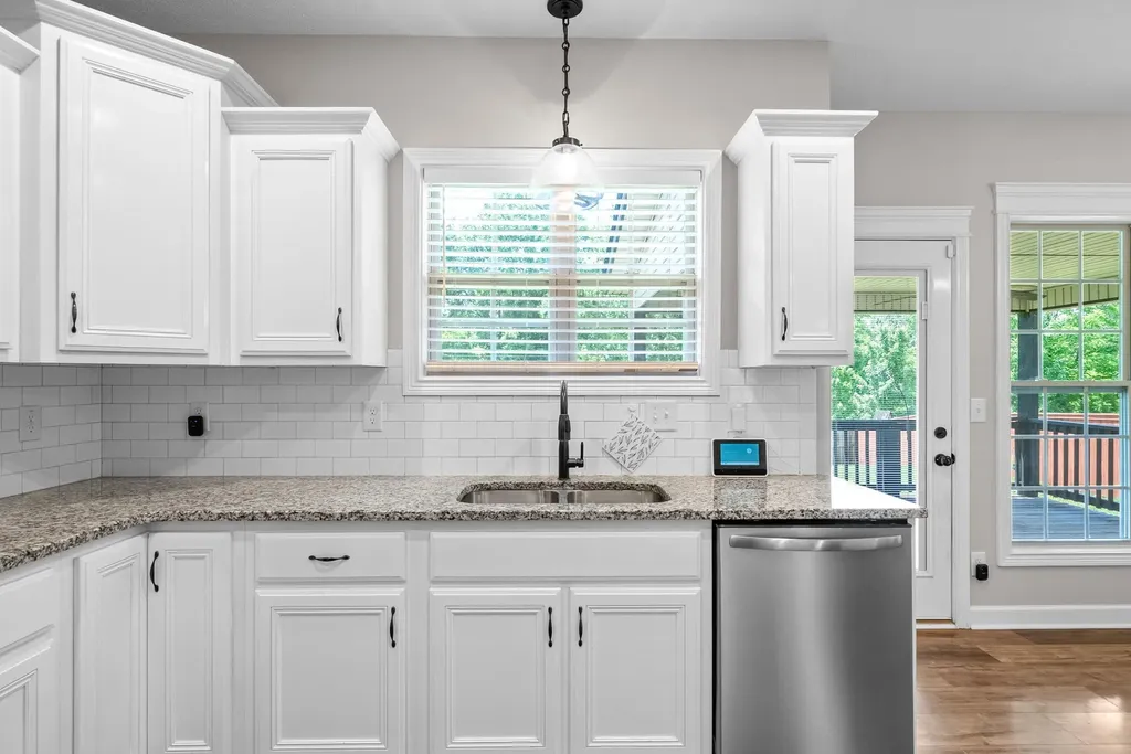 1697 Ellie Piper Circle Clarksville TN 37043