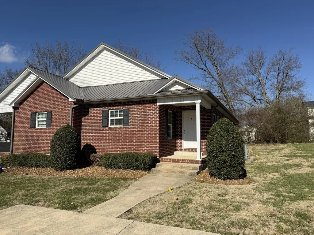 208 E 15th Street Cookeville TN 38501